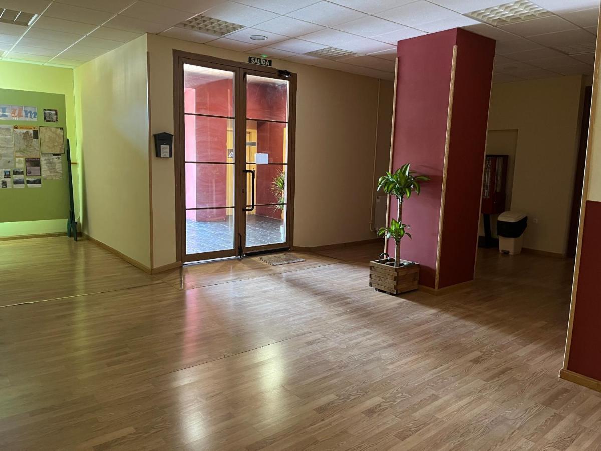Albergue Pirenarium Sabiñánigo Buitenkant foto