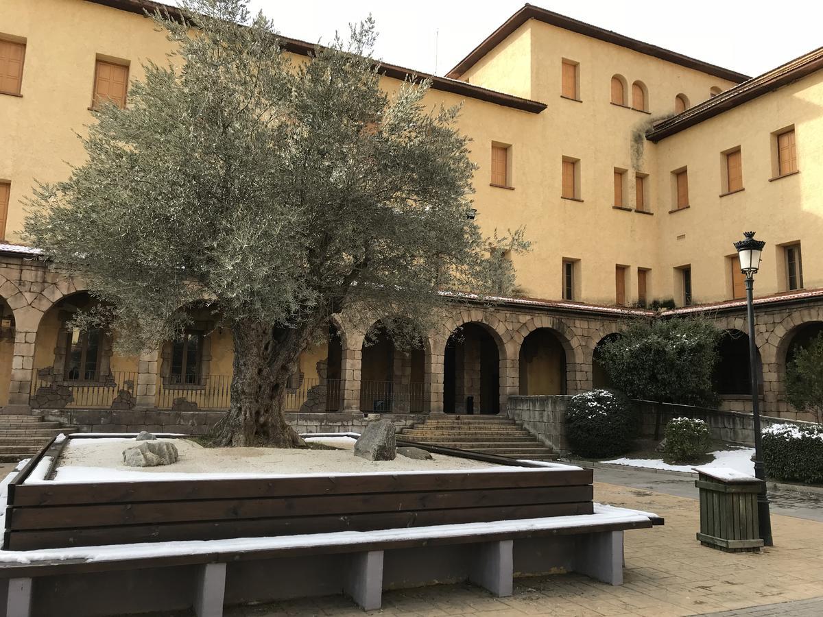 Albergue Pirenarium Sabiñánigo Buitenkant foto